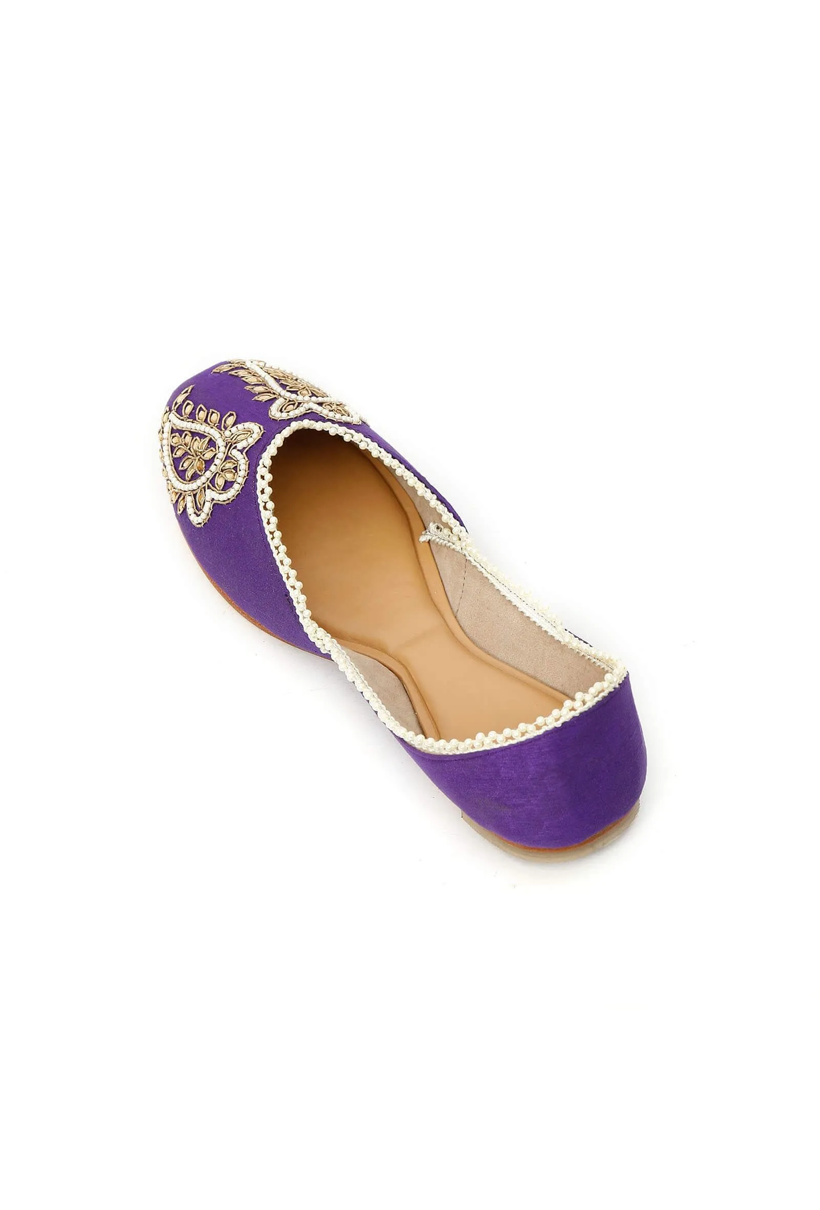 Aarzoo Purple Raw Silk Zardozi Juttis