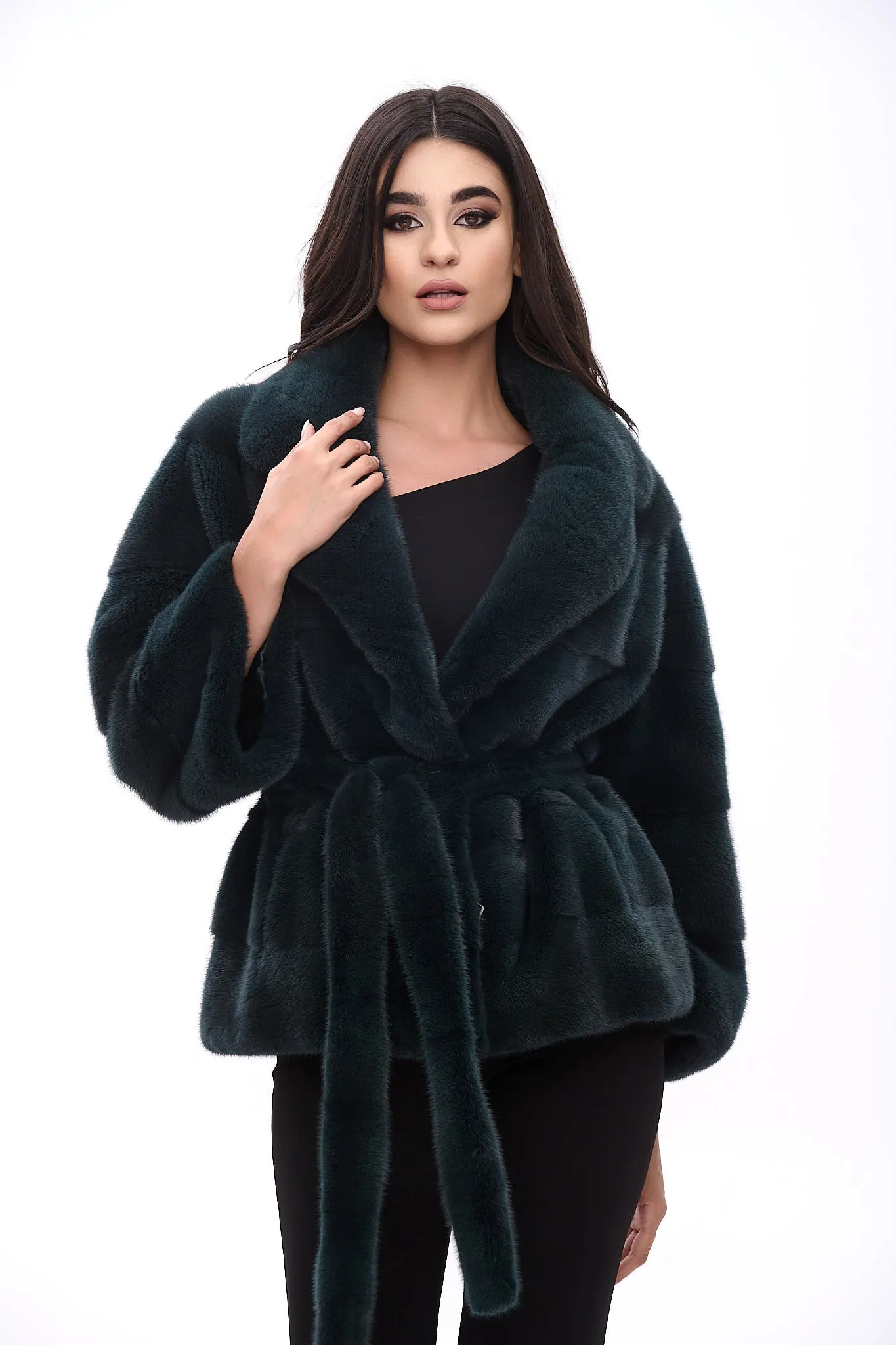 Classy and casual mink fur jacket with english collar