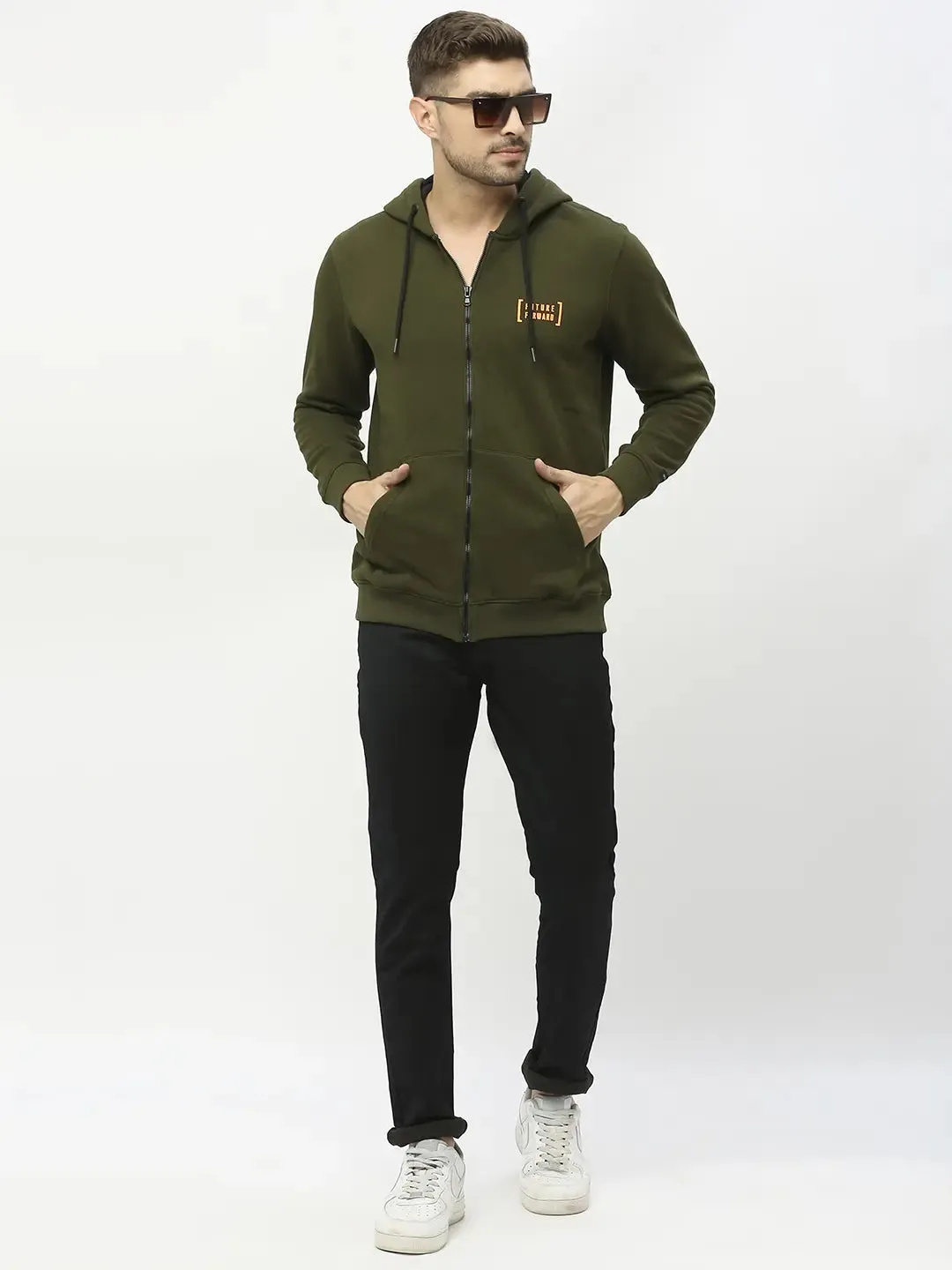 Spykar Men Rifle Green Blended Regular Fit Hooded Plain Sweatshirt