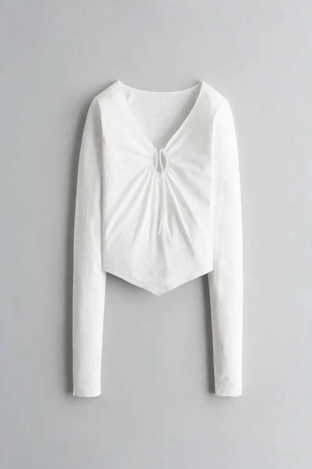 White Bandhana Hem-Ring Crop T-Shirt